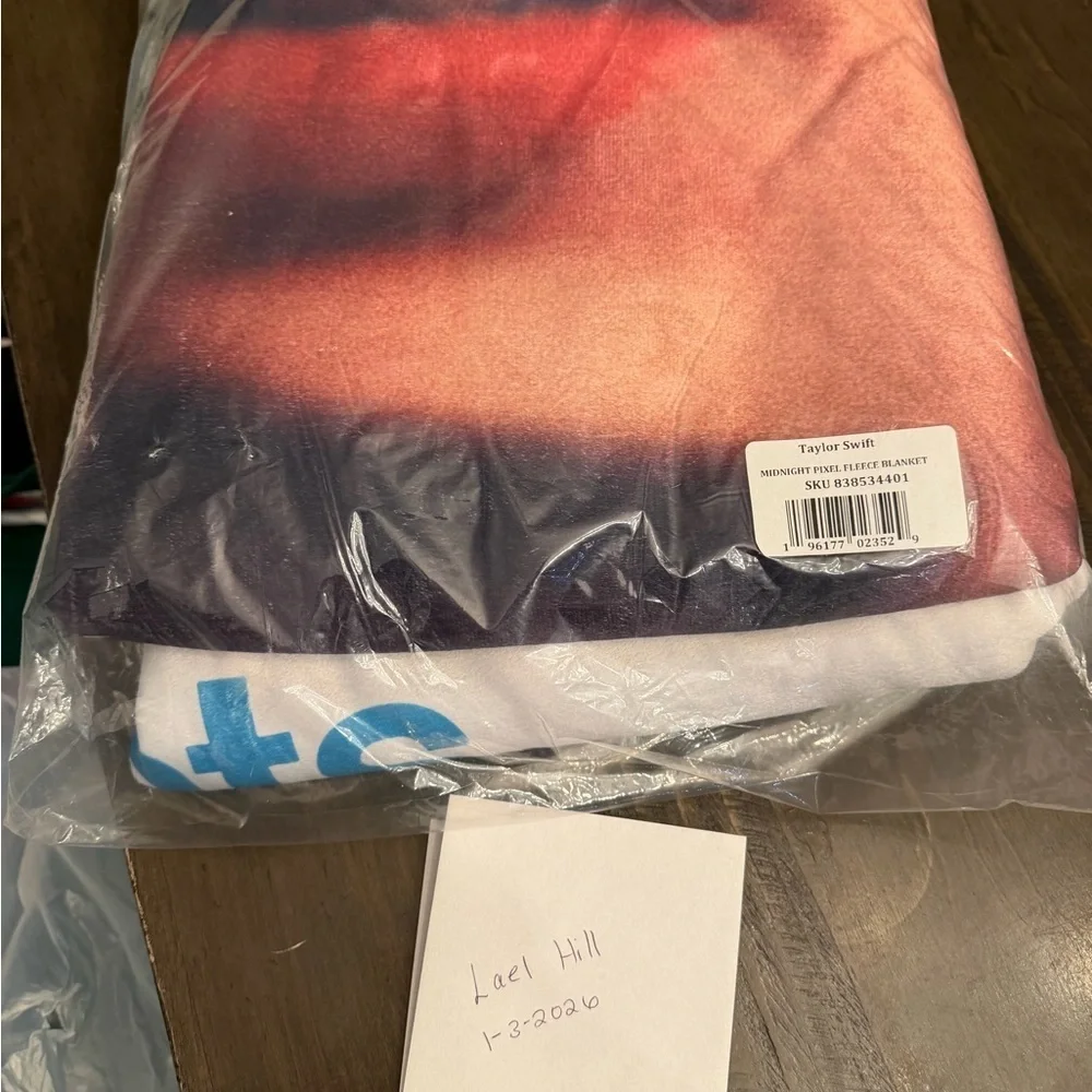 Taylor Swift Pink and Blue Fleece Blanket